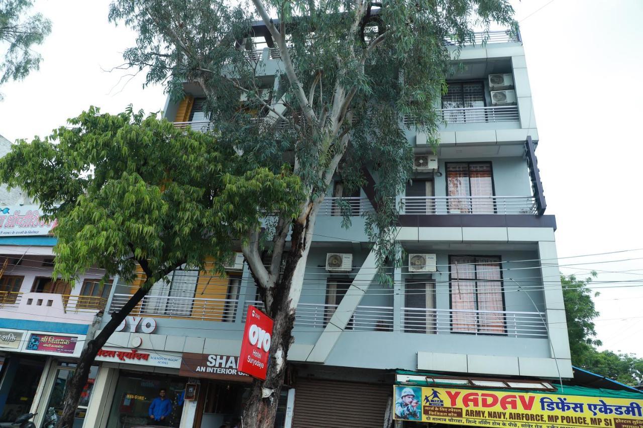 Hotel Suryodaya Ujaim Exterior foto