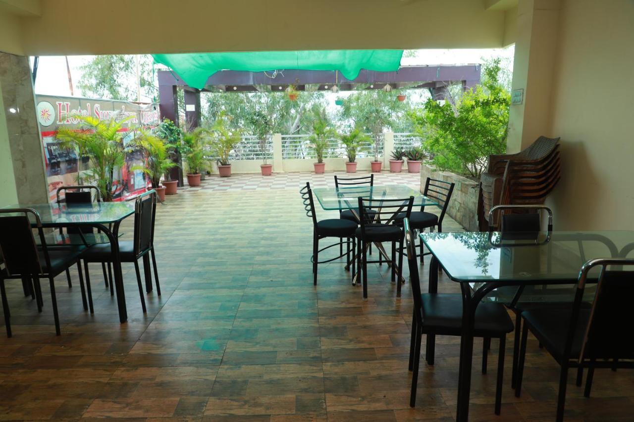 Hotel Suryodaya Ujaim Exterior foto